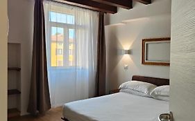 Borgo di Ponte Holiday Apartments&Rooms